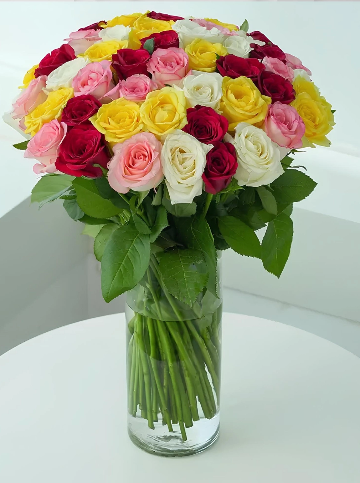 Vazoda 40 Tane 4 Renkli Güller